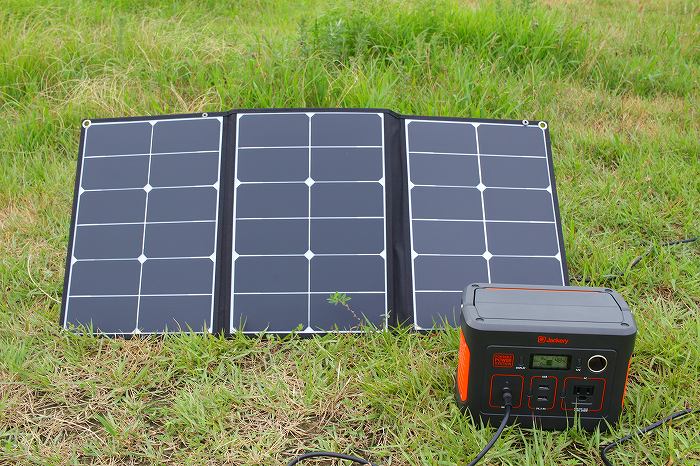 Jackery SolarSaga 60 ポータブル電源用ソーラーパネルを画像多数で 